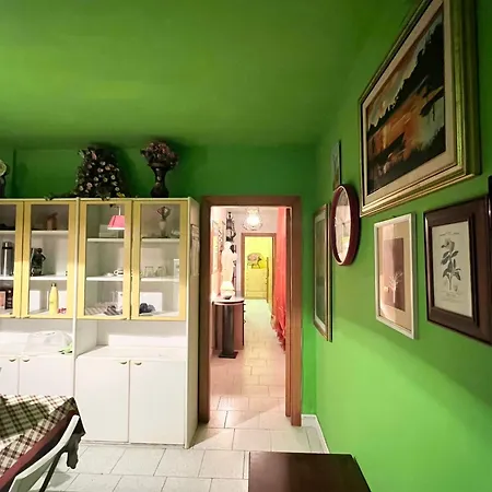 Angelina Holidays Apartman *